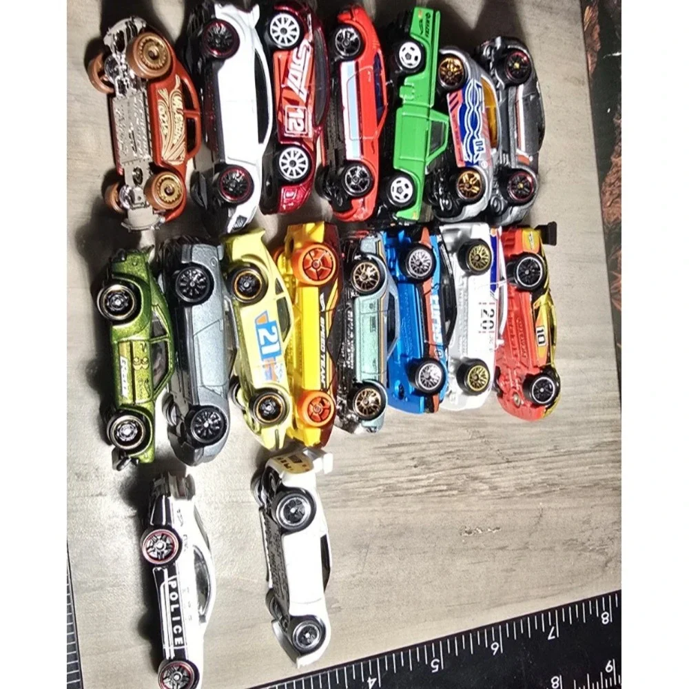 Hot Wheels LOT 16 Cars Trucks Vintage Honda Nissian Subaru Madza Toyota Loose HW